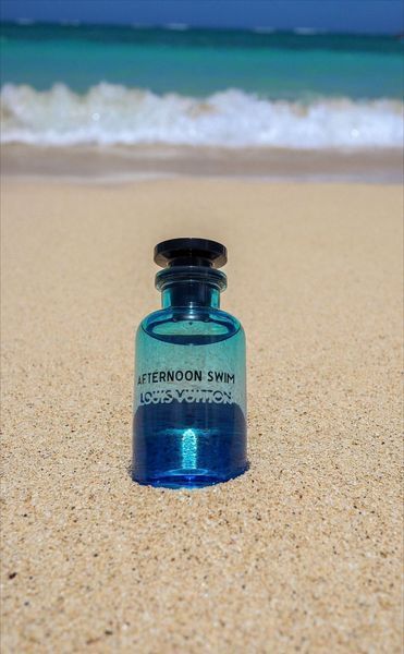 Louis Vuitton Afternoon Swim Eau de Parfum Парфумована вода Унісекс 1 мл r-Louis-Vuitton-Afternoon-Swim-Eau-de-Parfum-Парфумована-вода-Унісекс фото